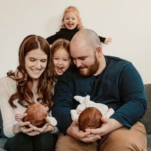 Meet your Posher, Courtney